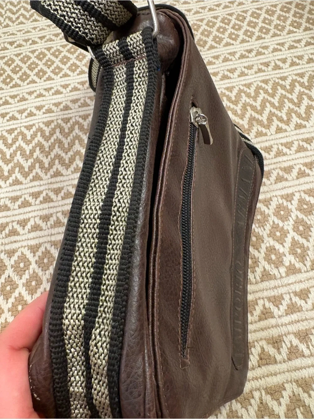 Emporio Armani compact unisex
